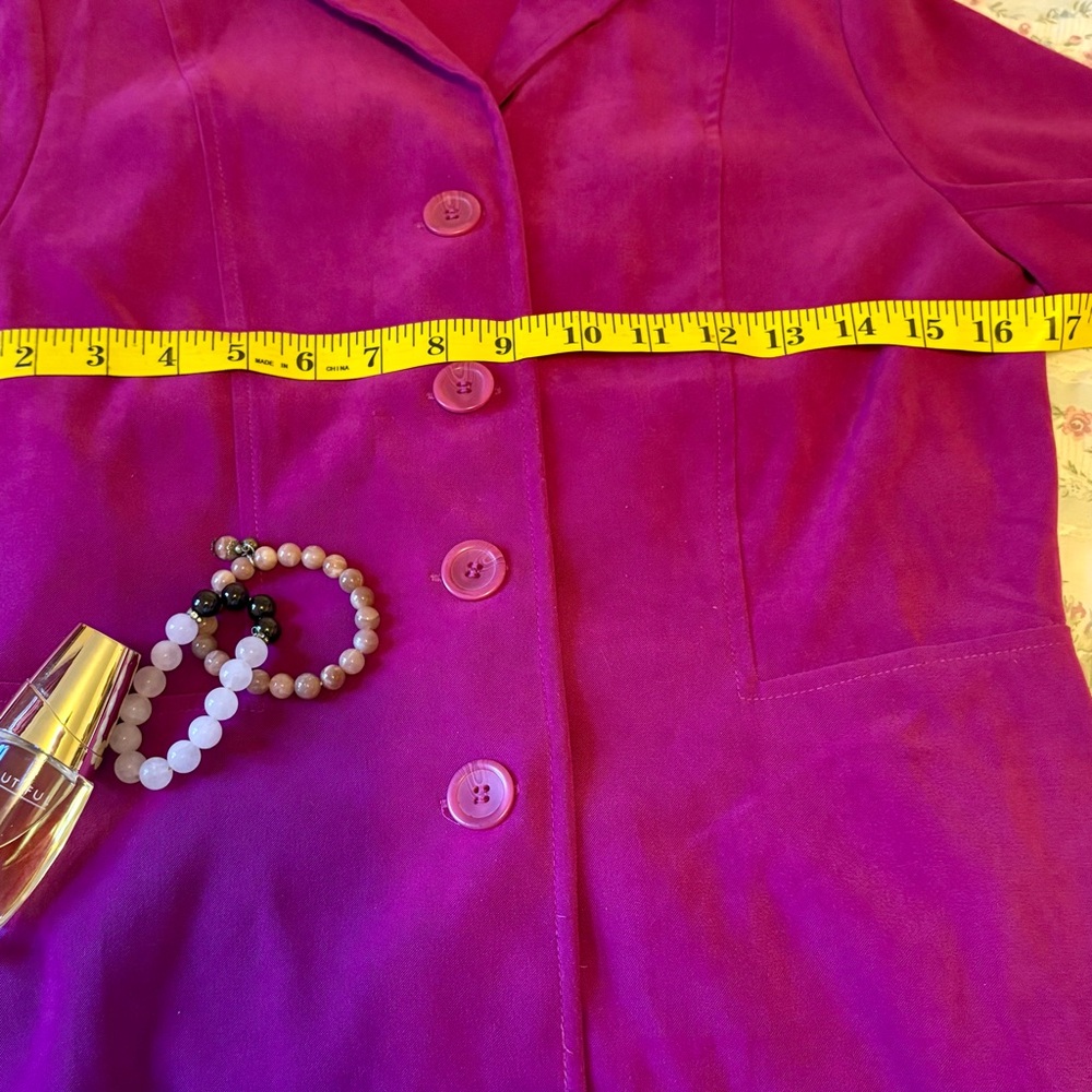 Women's Petite Jacket/top in pink.